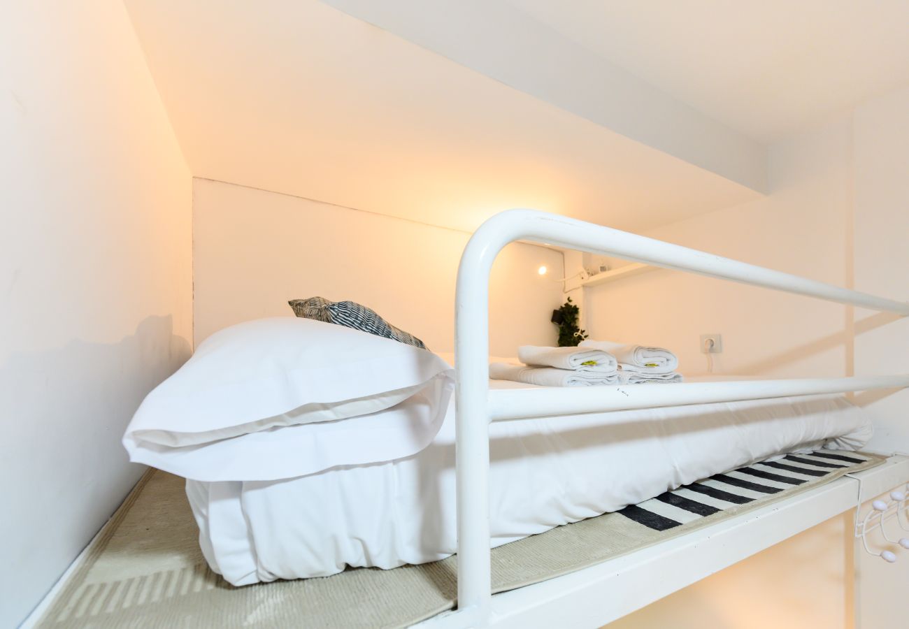 Appartement à Madrid - M (IRI70) Acogedor Dúplex en el barrio Salamanca