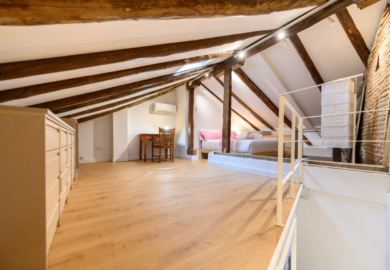 Appartement à Madrid - M (CDSR215) Amplio y Luminoso Dúplex