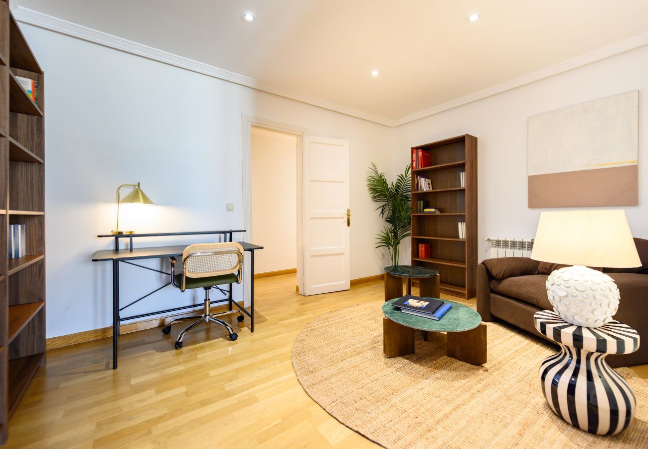 Appartement à Madrid - M (FER55D) Amplio piso 3 dormitorios en Moncloa