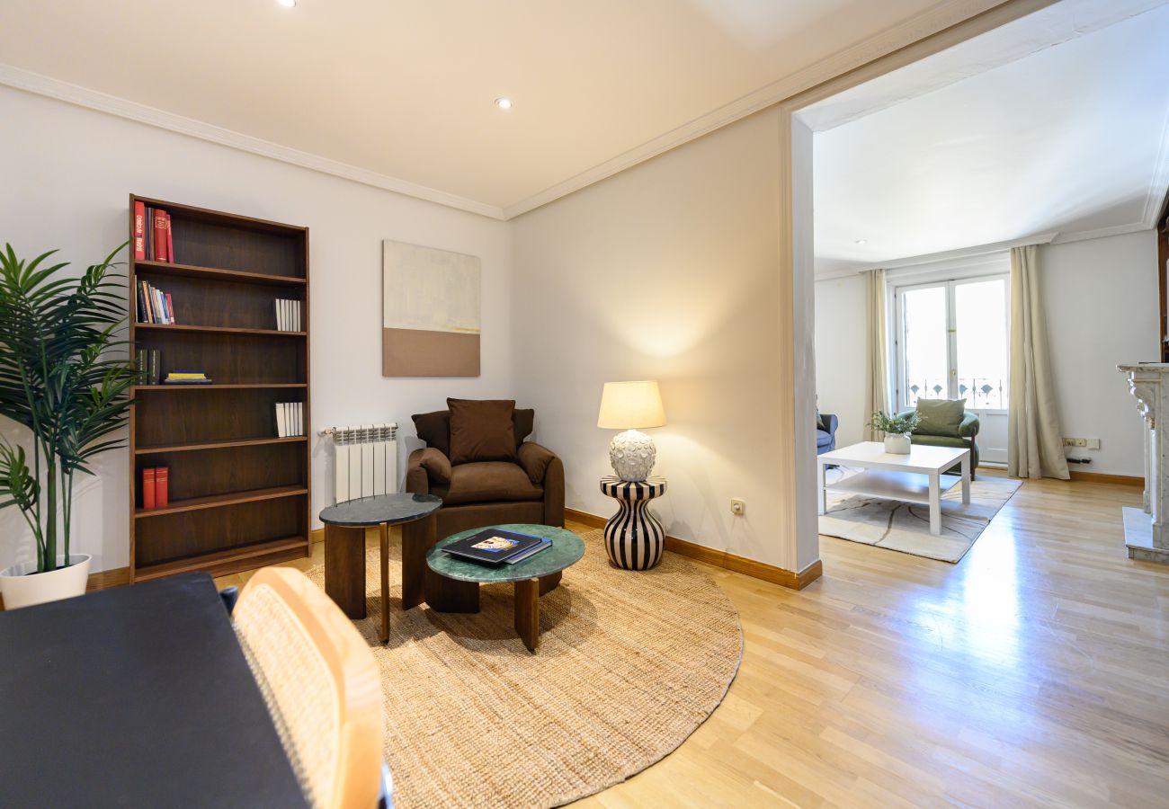 Appartement à Madrid - M (FER55D) Amplio piso 3 dormitorios en Moncloa