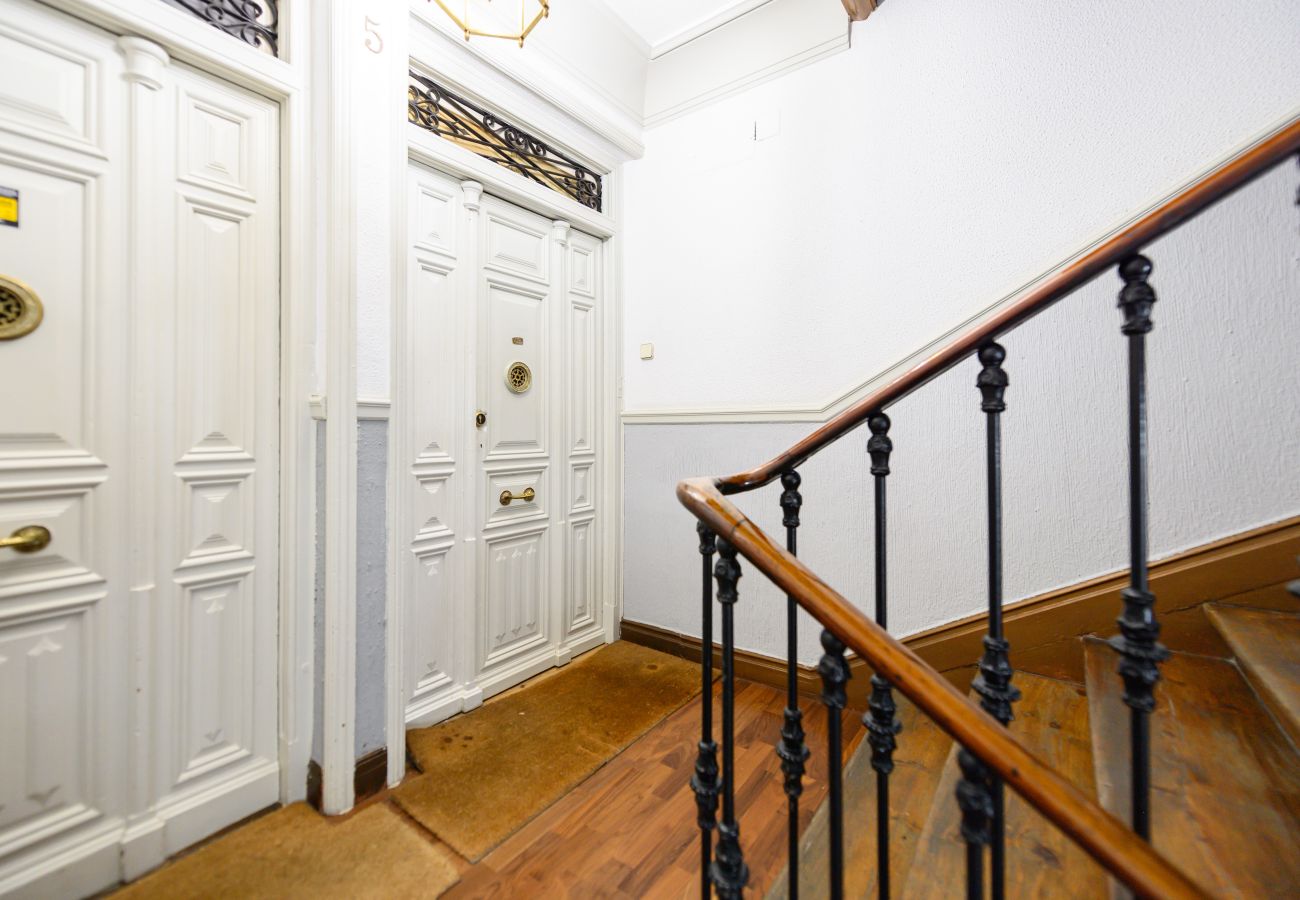 Appartement à Madrid - M (FER55D) Amplio piso 3 dormitorios en Moncloa