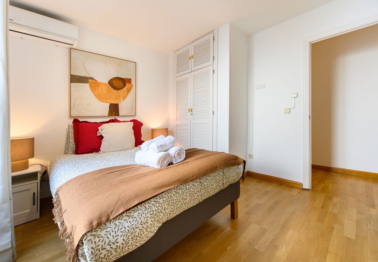 Appartement à Madrid - M (FER55D) Amplio piso 3 dormitorios en Moncloa