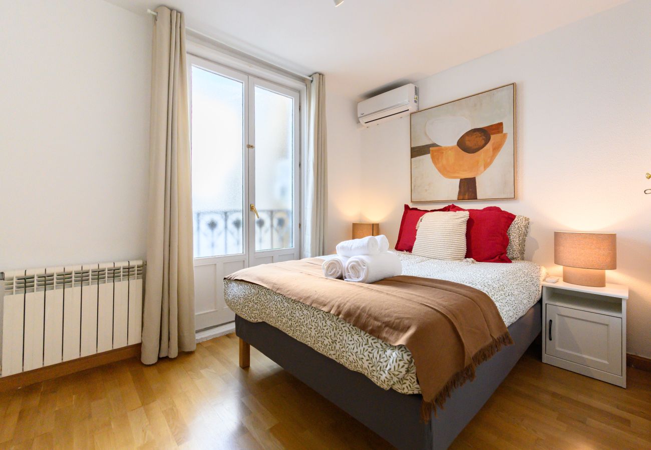 Appartement à Madrid - M (FER55D) Amplio piso 3 dormitorios en Moncloa