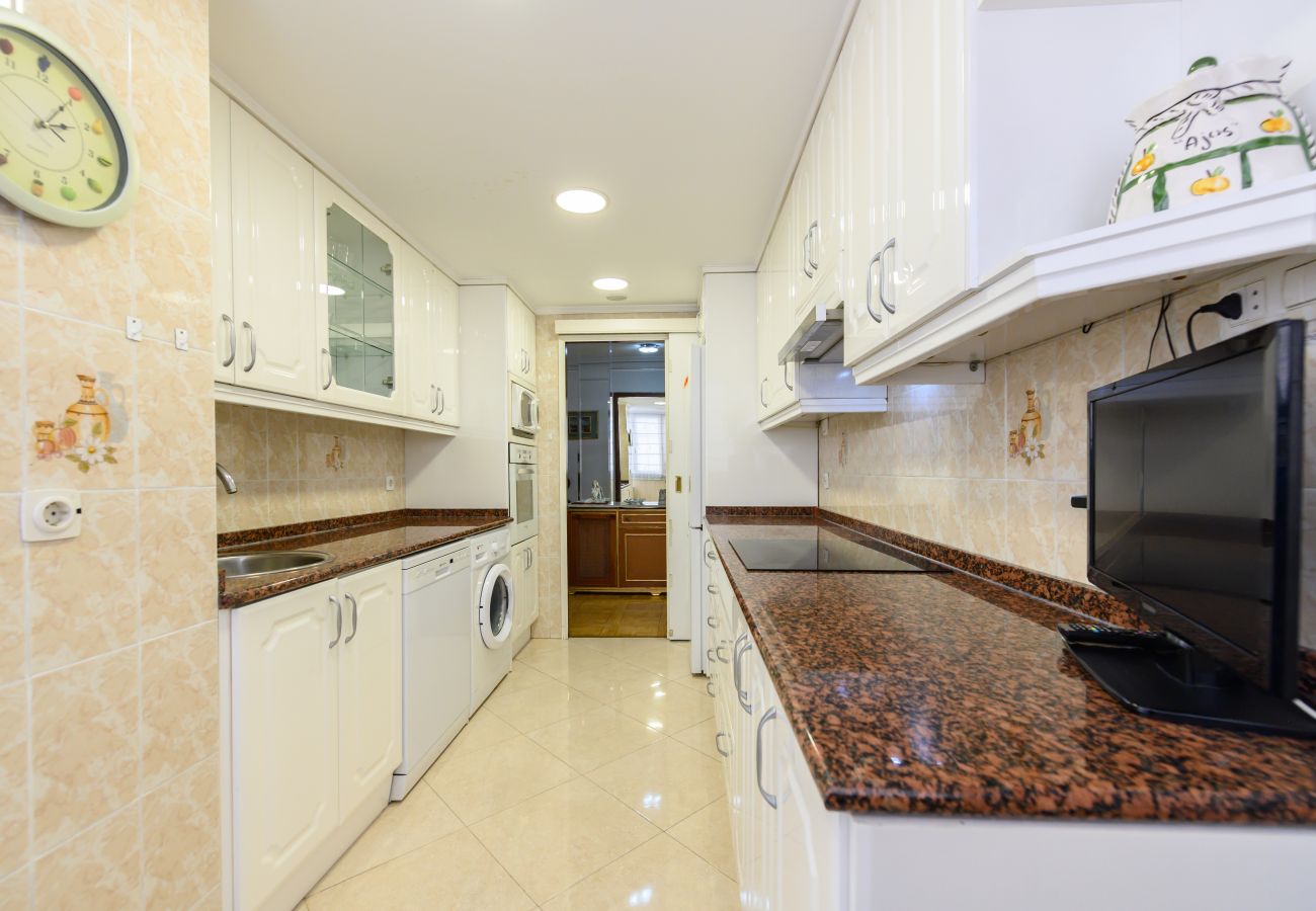 Appartement à Madrid - M (SVI166B) Amplio y luminoso piso de 3 dormitorio