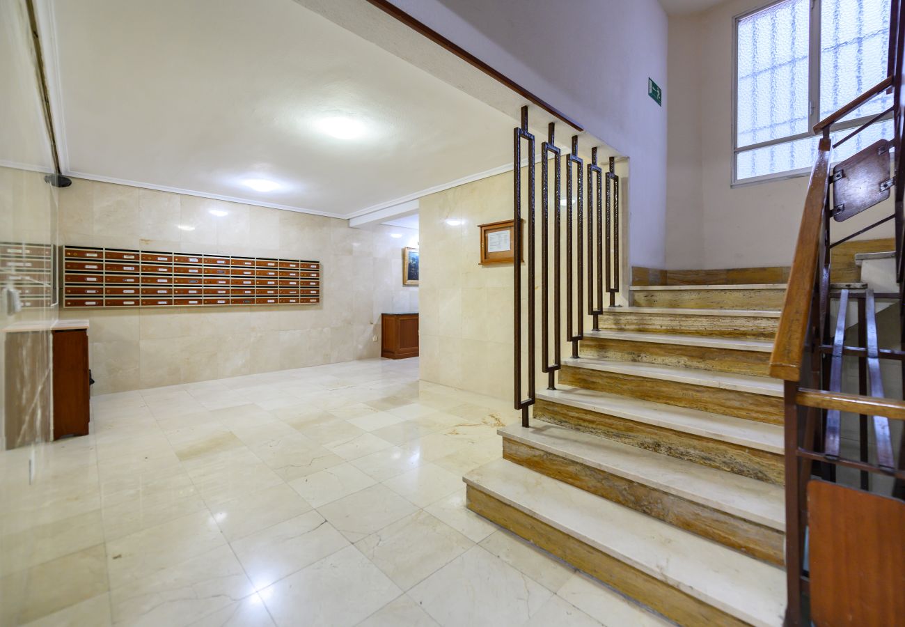 Appartement à Madrid - M (SVI166B) Amplio y luminoso piso de 3 dormitorio