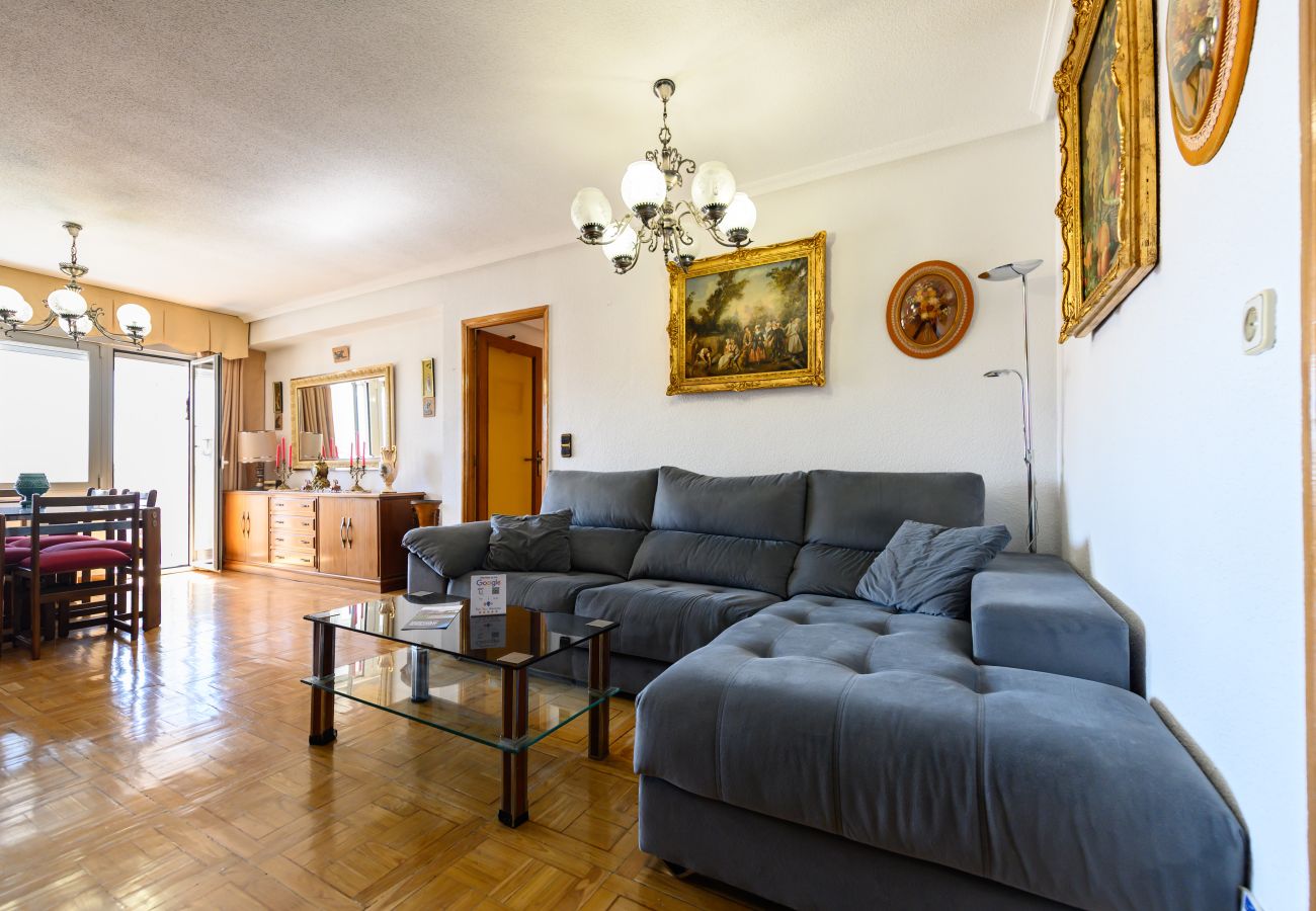 Appartement à Madrid - M (SVI166B) Amplio y luminoso piso de 3 dormitorio