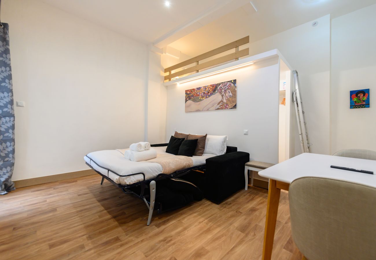 Appartement à Madrid - M (CAST90I) Dúplex en el Centro de Madrid