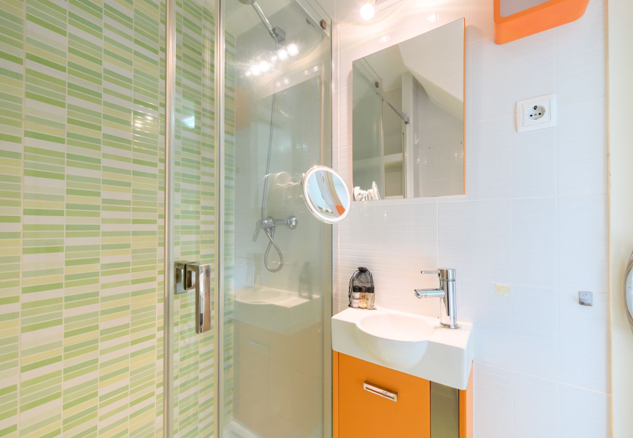 Chalet à Madrid - M (SAB52) Amplio Chalet 3 dormitorios y terraza