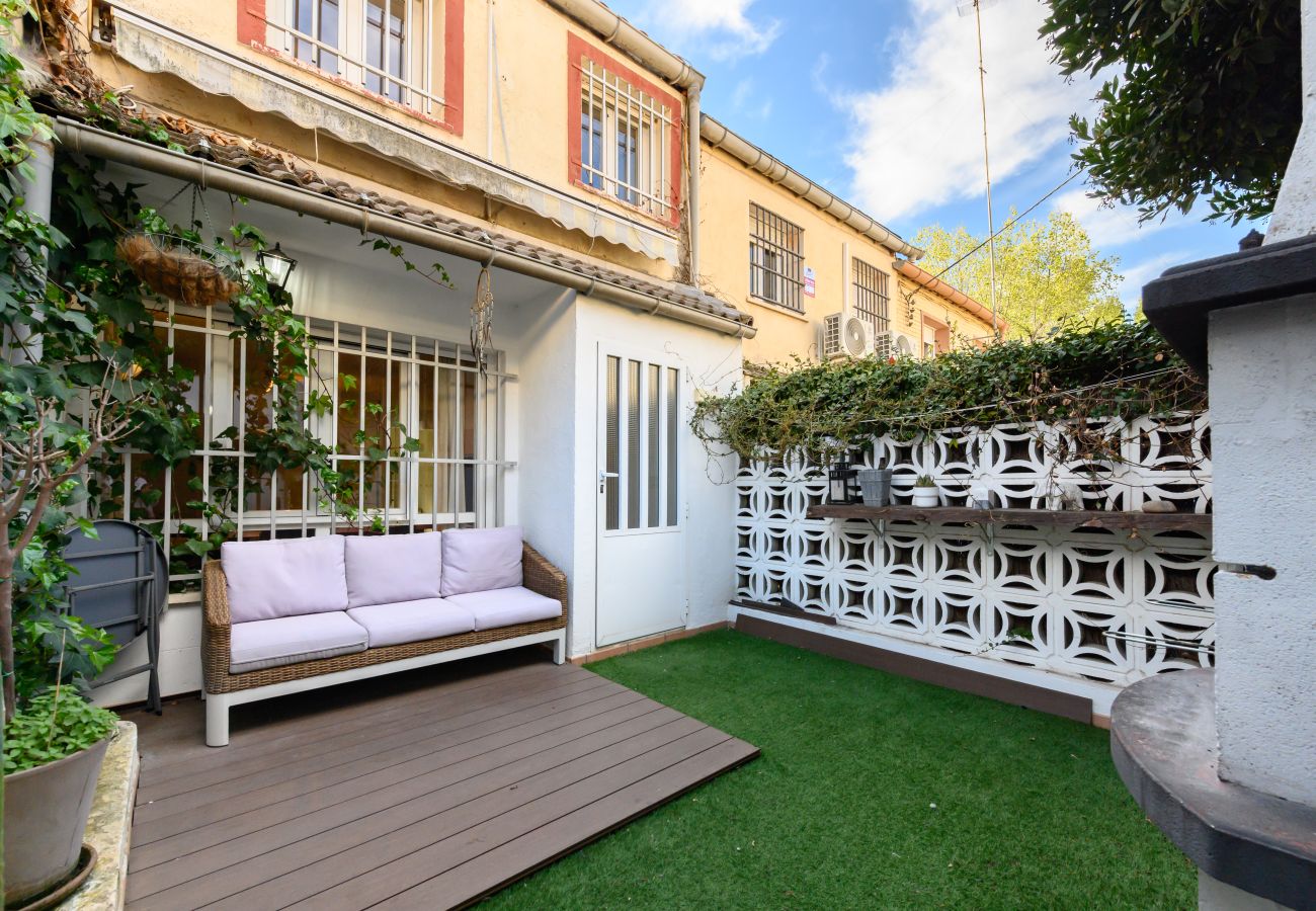 Chalet à Madrid - M (SAB52) Amplio Chalet 3 dormitorios y terraza