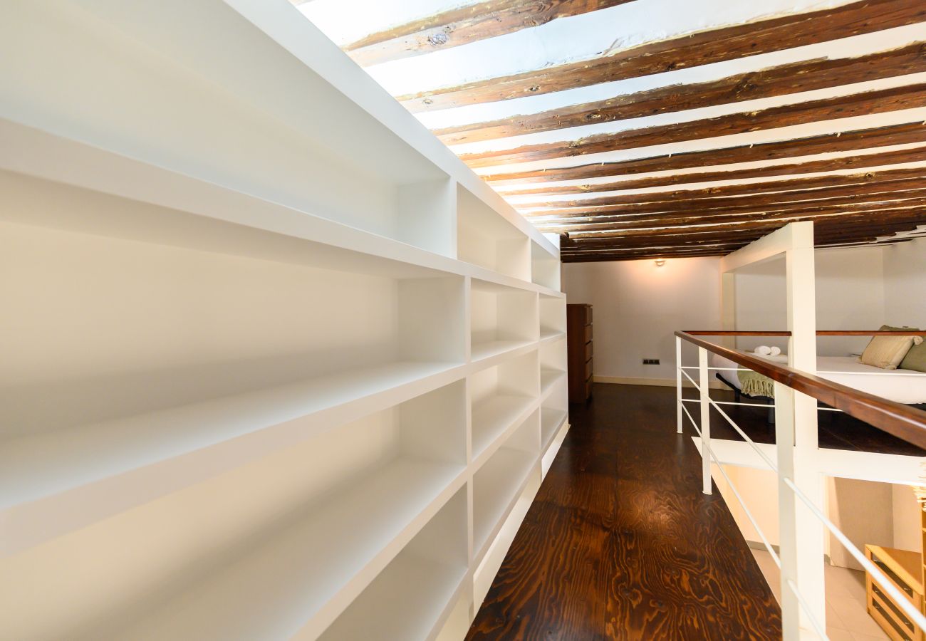 Appartement à Madrid - M (ESA121ID) Amplio Dúplex en el centro de Madrid