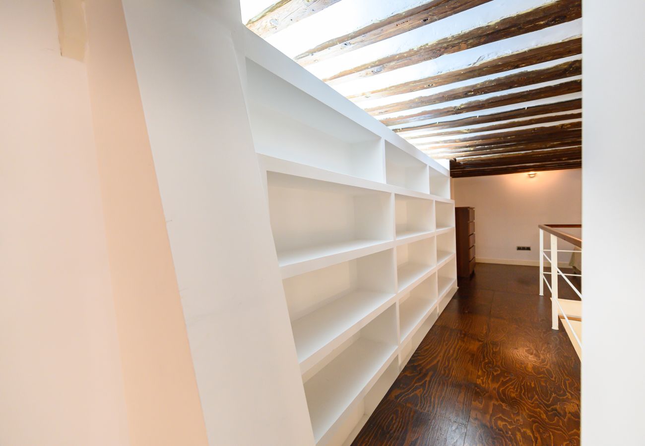 Appartement à Madrid - M (ESA121ID) Amplio Dúplex en el centro de Madrid