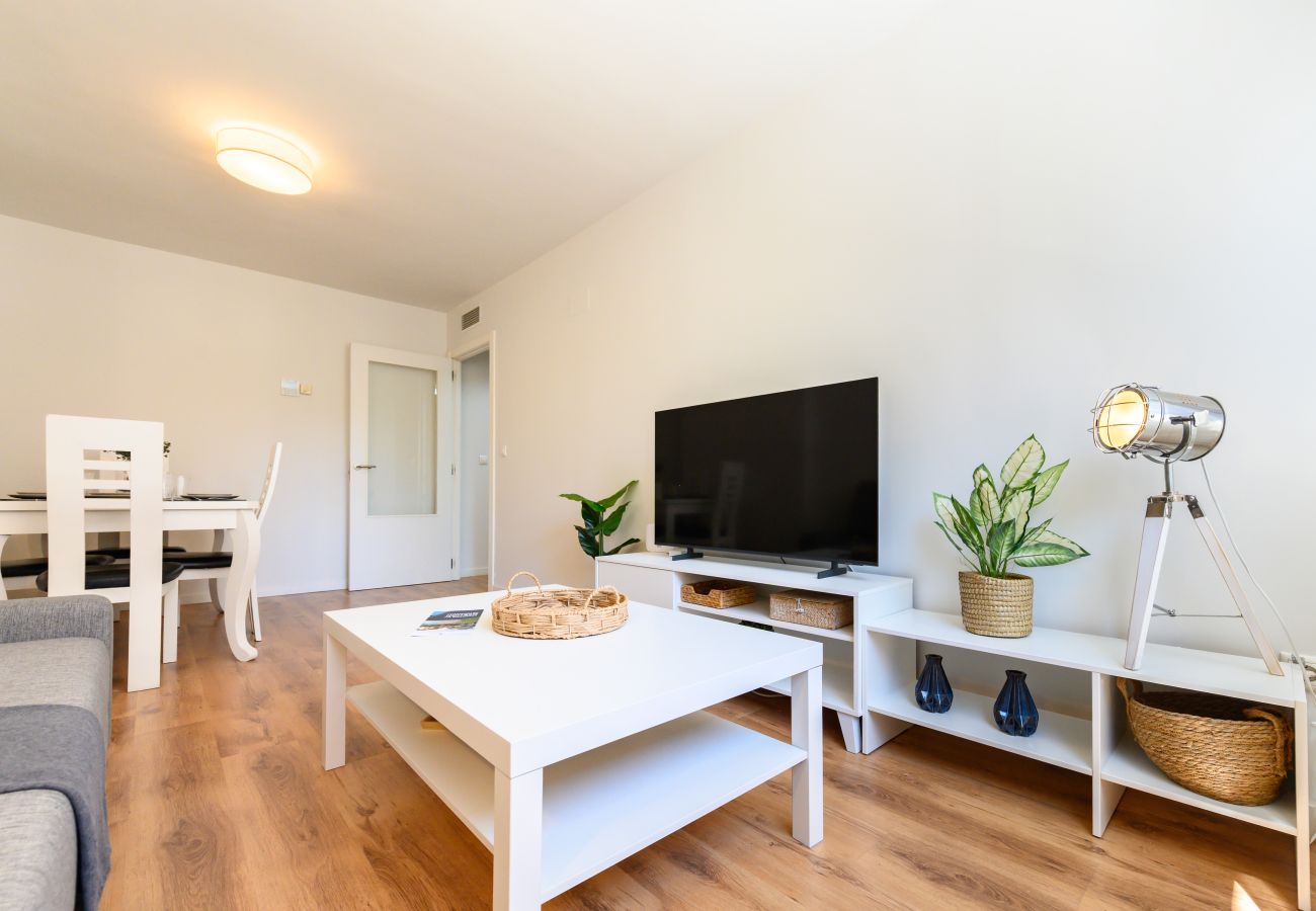 Appartement à Madrid - M (SAQU312C) Amplio piso de 1 dormitorio en Tetuán