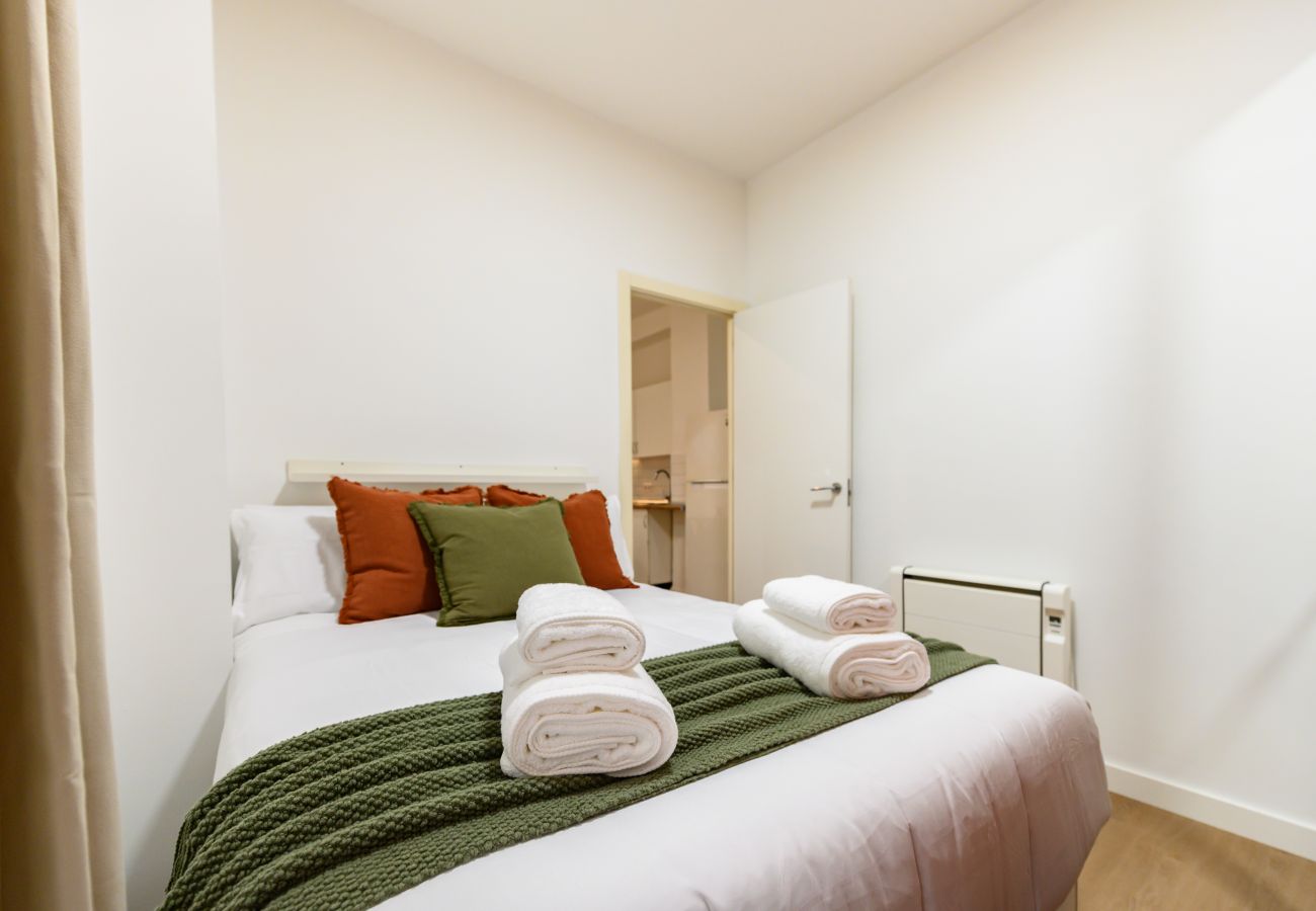 Appartement à Madrid - M (SGE680F) Piso 1 dormitorio con terraza en Tetuá