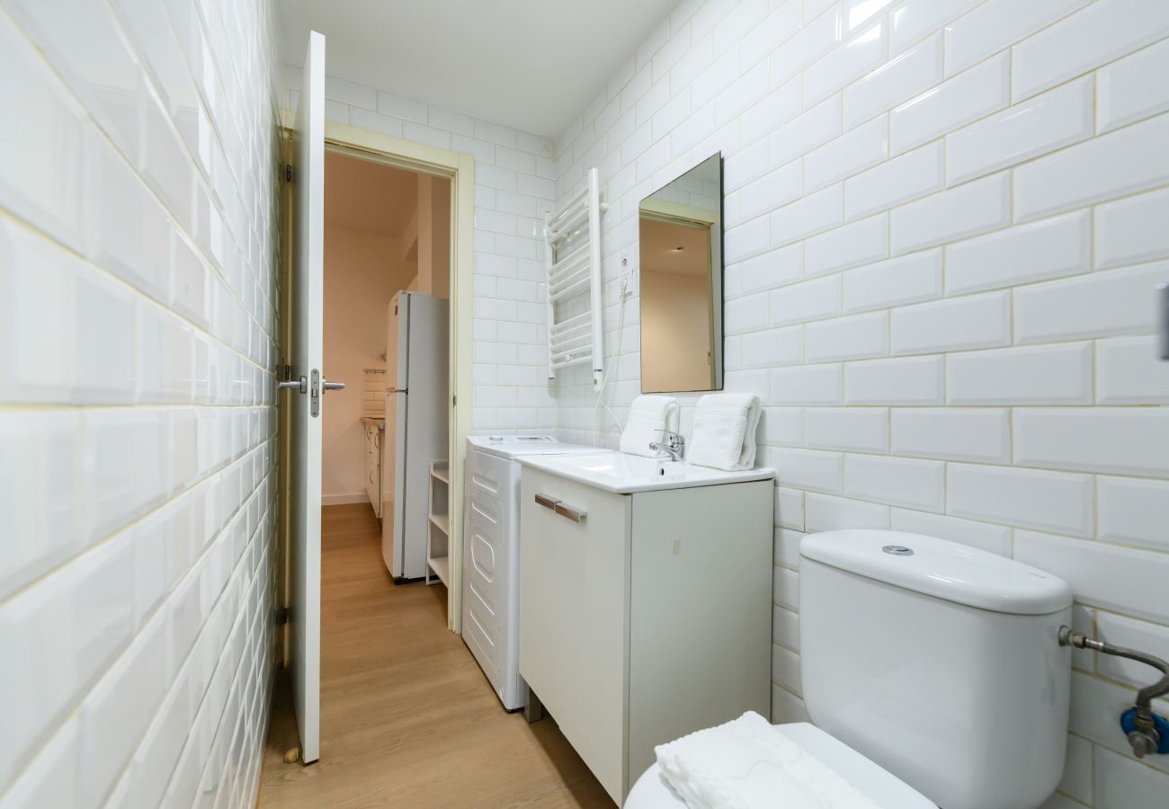 Appartement à Madrid - M (SGE680F) Piso 1 dormitorio con terraza en Tetuá