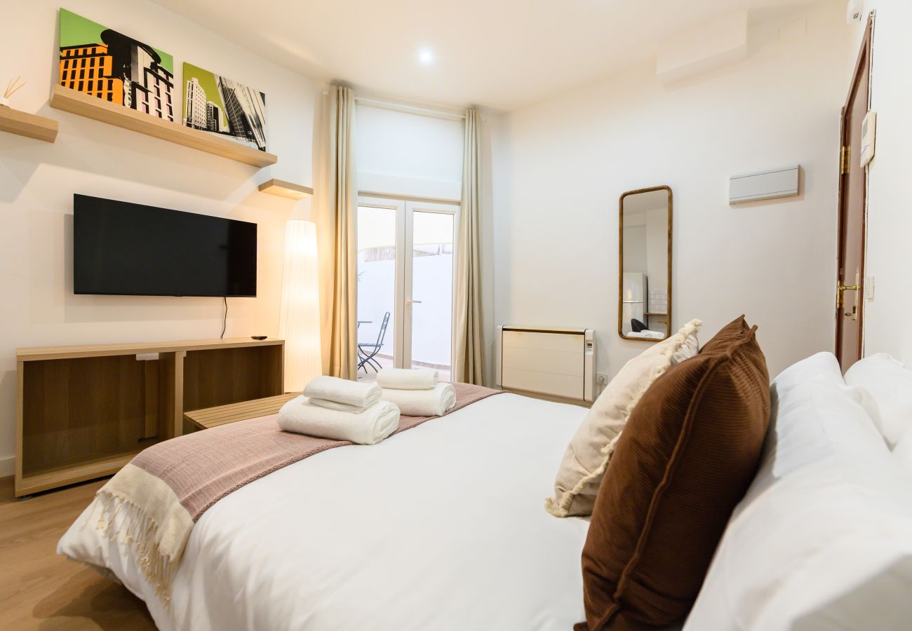 Appartement à Madrid - M (SGE680F) Piso 1 dormitorio con terraza en Tetuá