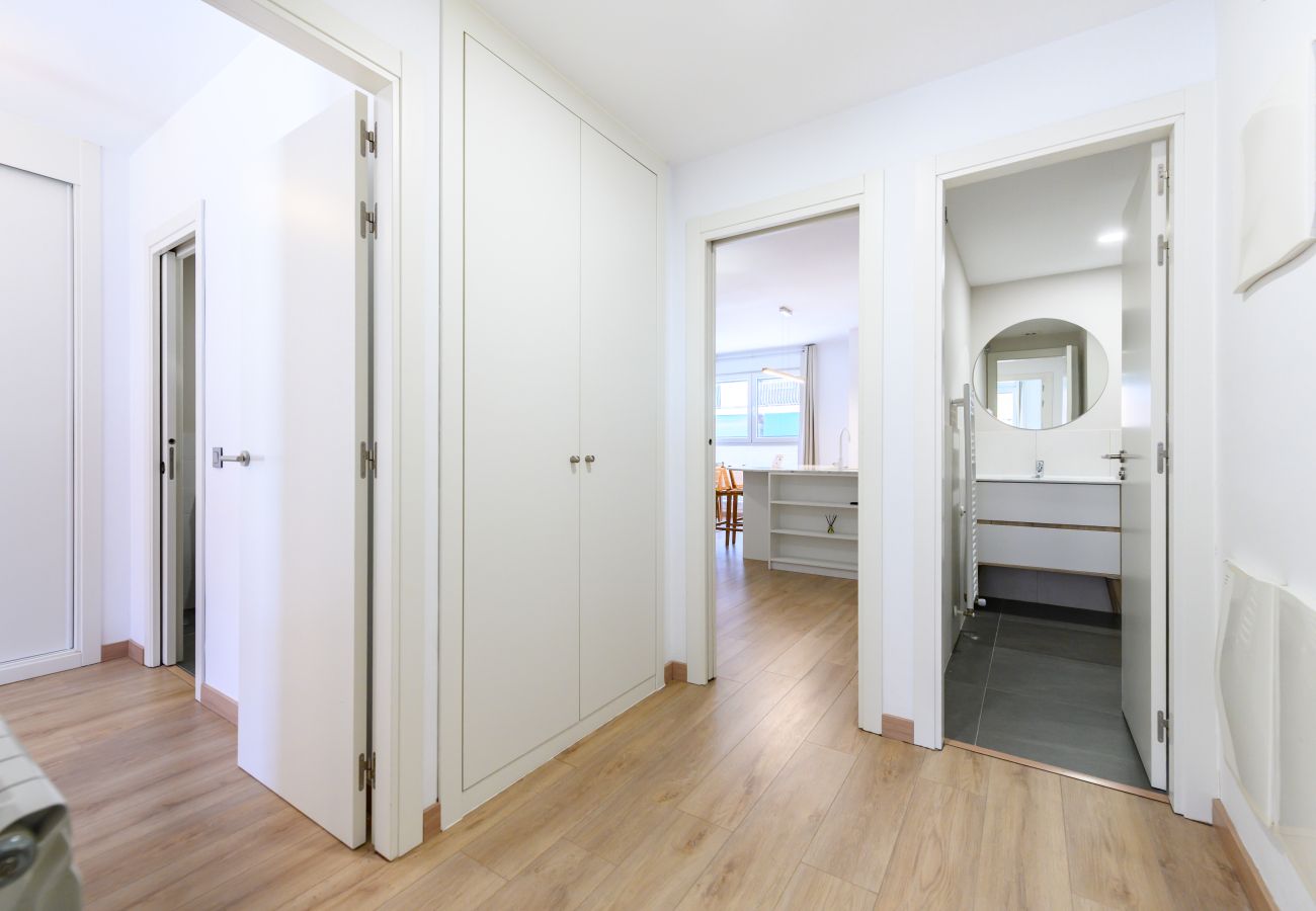 Appartement à Madrid - M (HMA121B) Amplio Piso 2 dormitorios y 2 baños