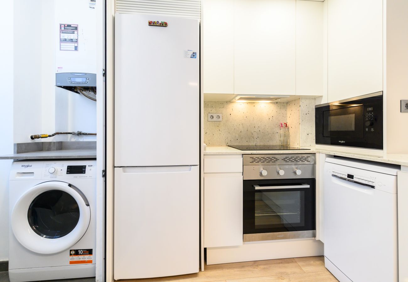 Appartement à Madrid - M (HMA121B) Amplio Piso 2 dormitorios y 2 baños
