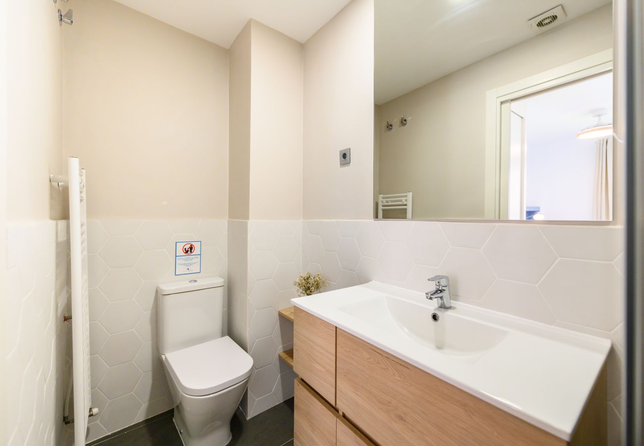 Appartement à Madrid - M (HMA121B) Amplio Piso 2 dormitorios y 2 baños