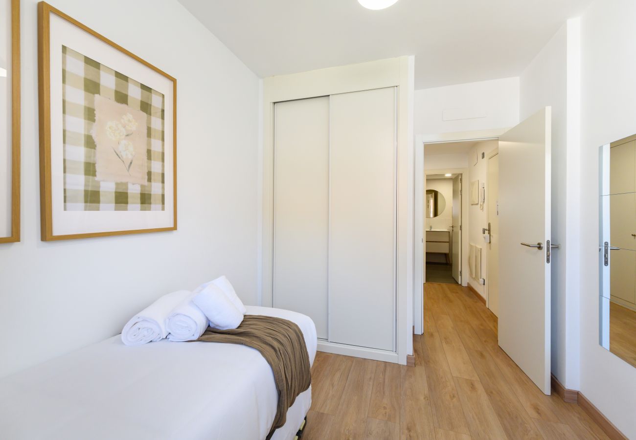 Appartement à Madrid - M (HMA121B) Amplio Piso 2 dormitorios y 2 baños