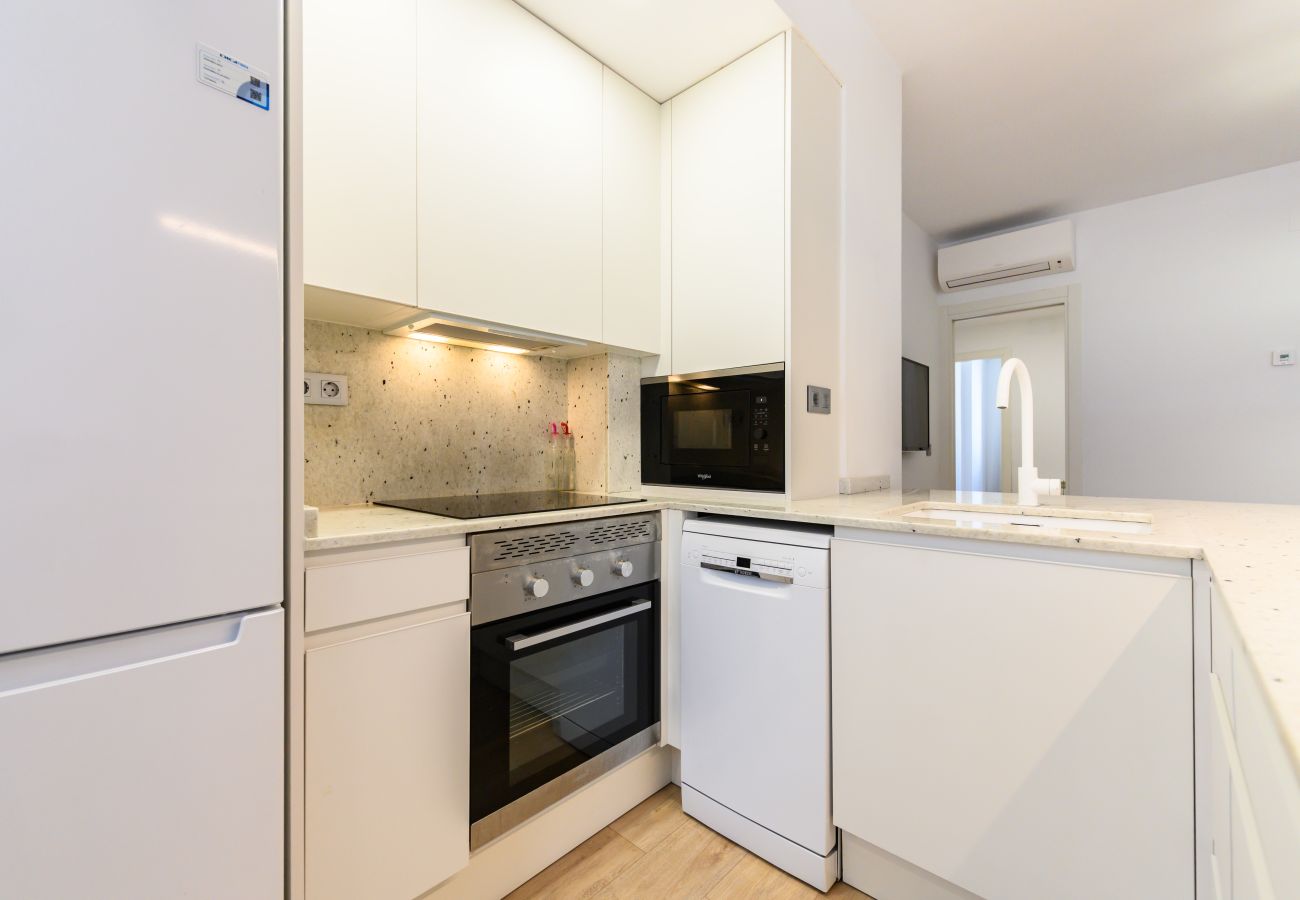 Appartement à Madrid - M (HMA121B) Amplio Piso 2 dormitorios y 2 baños
