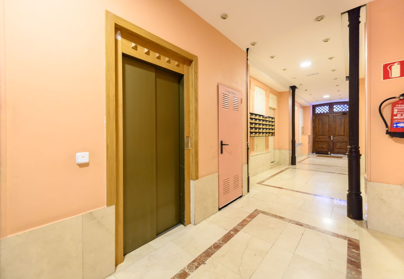Appartement à Madrid - M (PRA10) Piso 2 dormitorios y 2 baños, Centro de