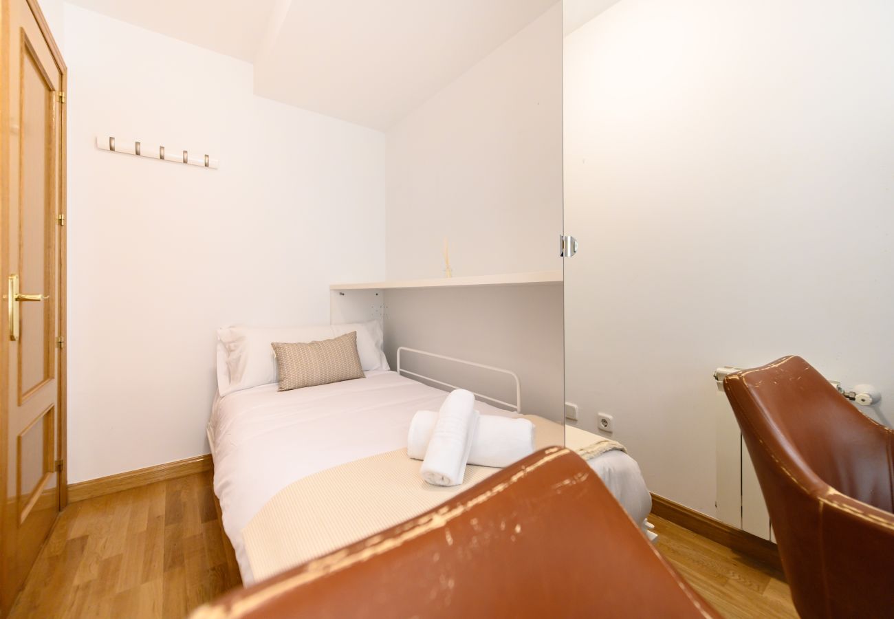 Appartement à Madrid - M (PRA10) Piso 2 dormitorios y 2 baños, Centro de