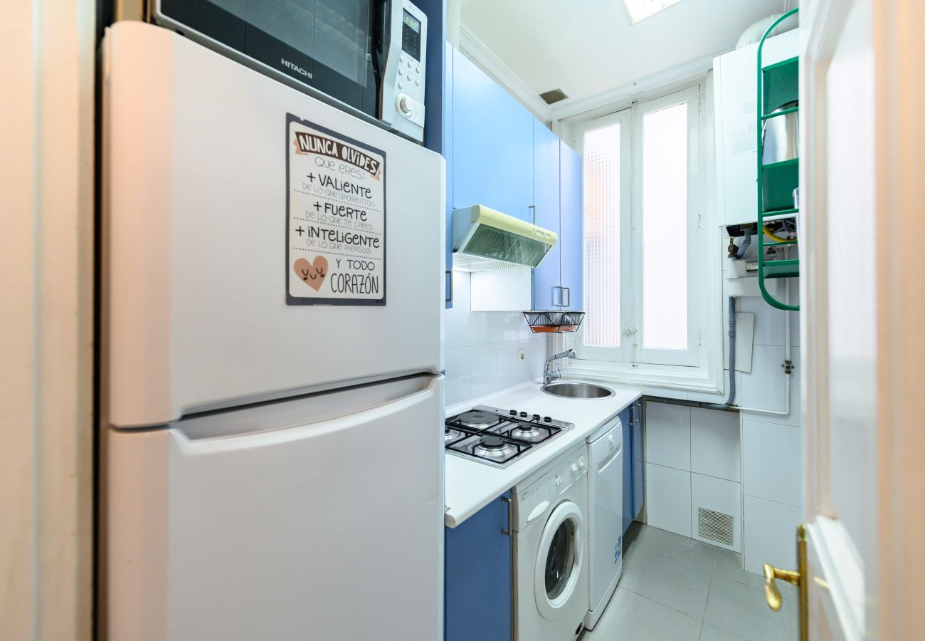 Appartement à Madrid - M (COL142II) Piso 2 dormitorios en el Centro de Ma