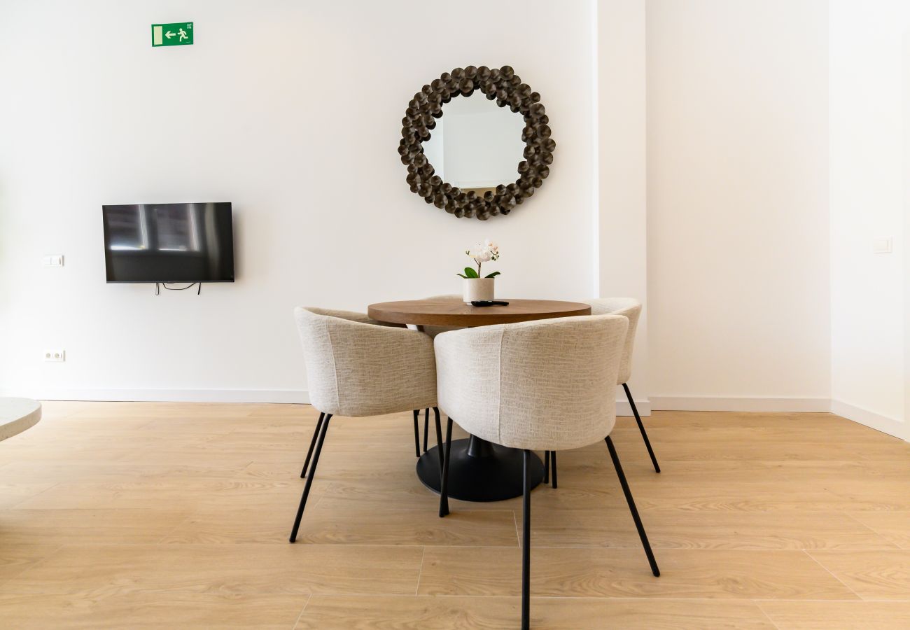 Appartement à Madrid - M (SDB1L1) Piso 1 dormitorio en Tetuán, Madrid
