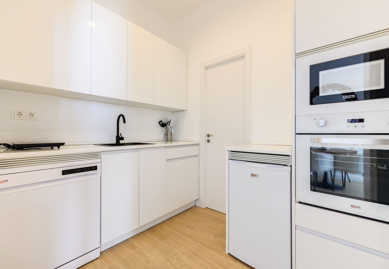 Appartement à Madrid - M (SDB1L1) Piso 1 dormitorio en Tetuán, Madrid