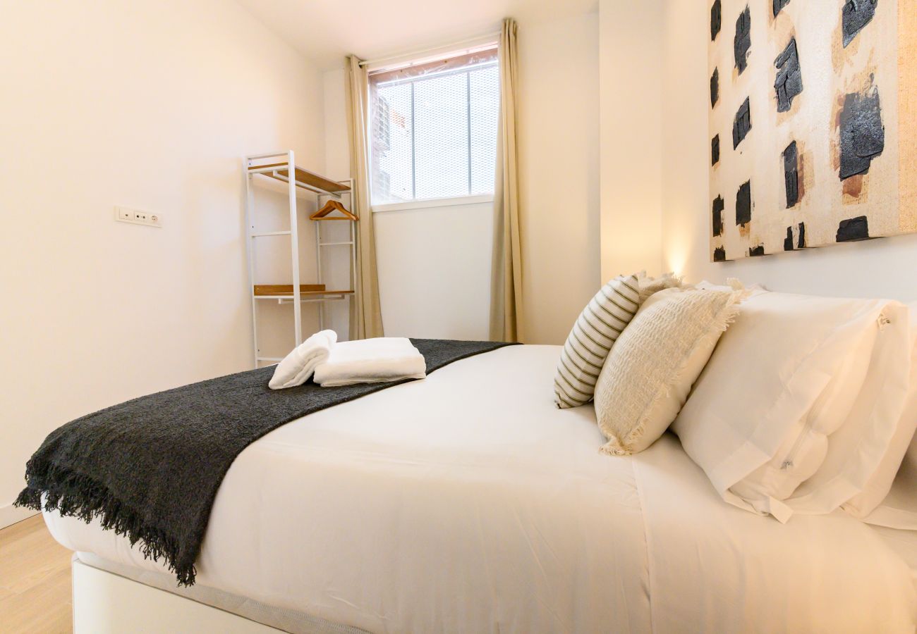 Appartement à Madrid - M (SDB1L1) Piso 1 dormitorio en Tetuán, Madrid