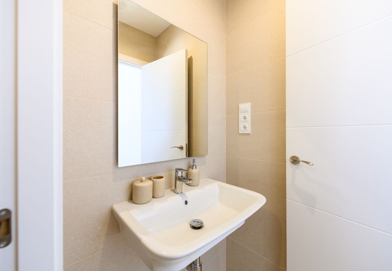 Appartement à Madrid - M (SDB1L2) Piso 1 dormitorio en Tetuán, Madrid