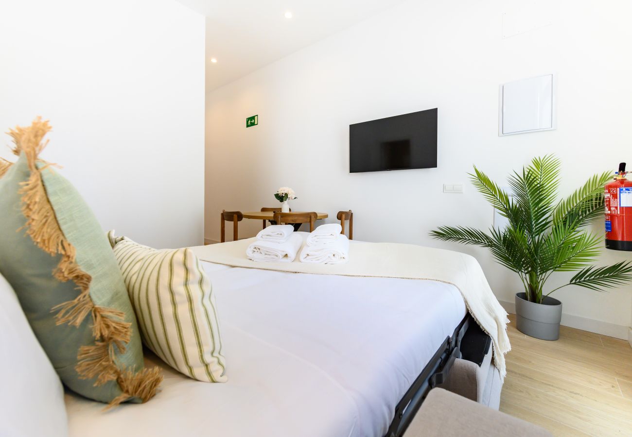 Appartement à Madrid - M (SDB1L2) Piso 1 dormitorio en Tetuán, Madrid