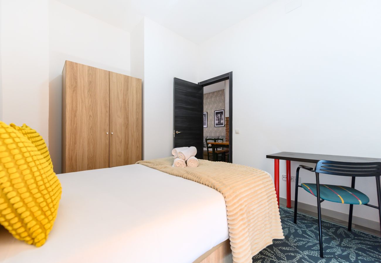 Appartement à Madrid - M (CAÑ220A) Piso de 2 dormitorios en Tetuán
