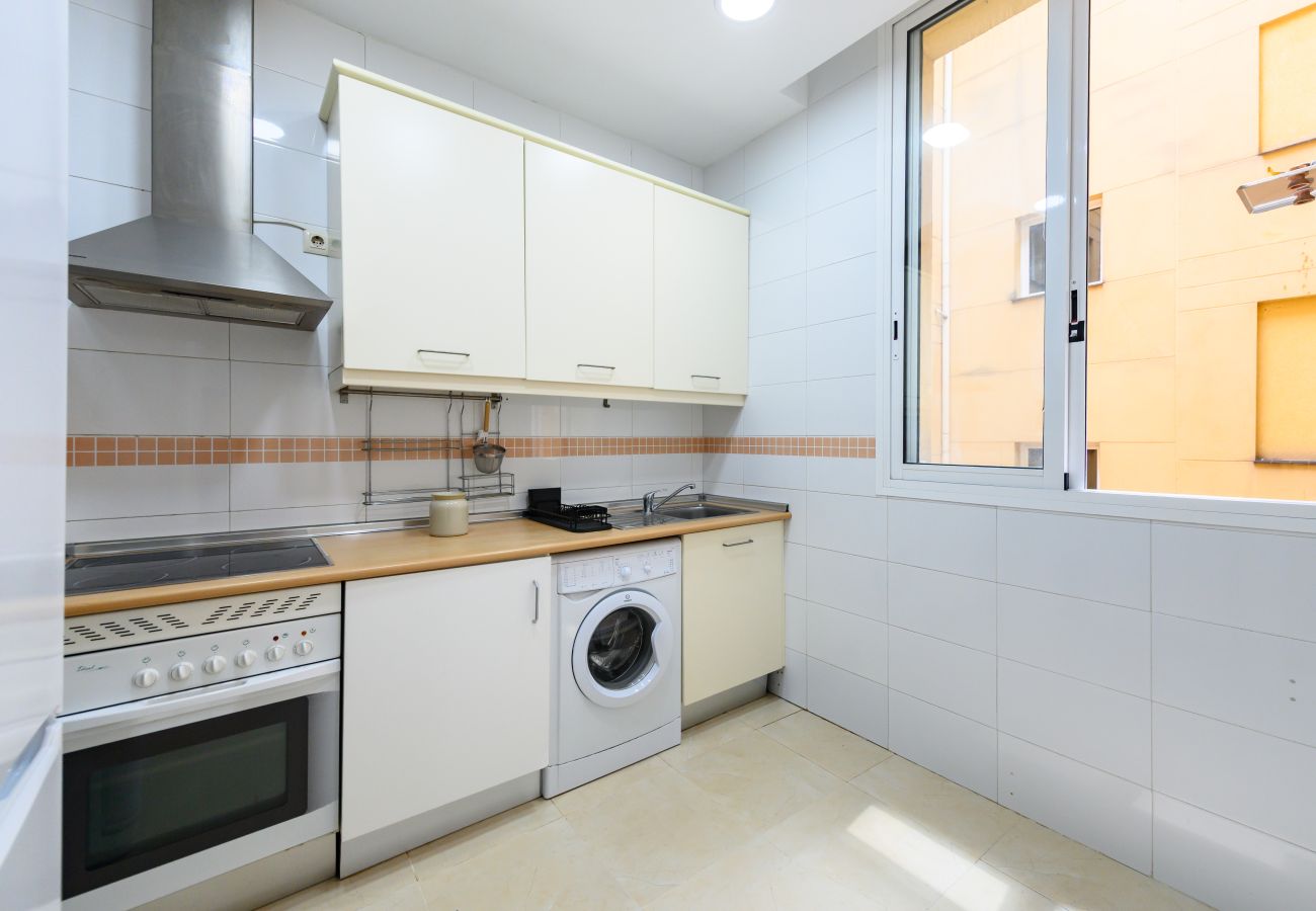 Appartement à Madrid - M (DIN132F) Piso de 2 dormitorios y 3 baños en el
