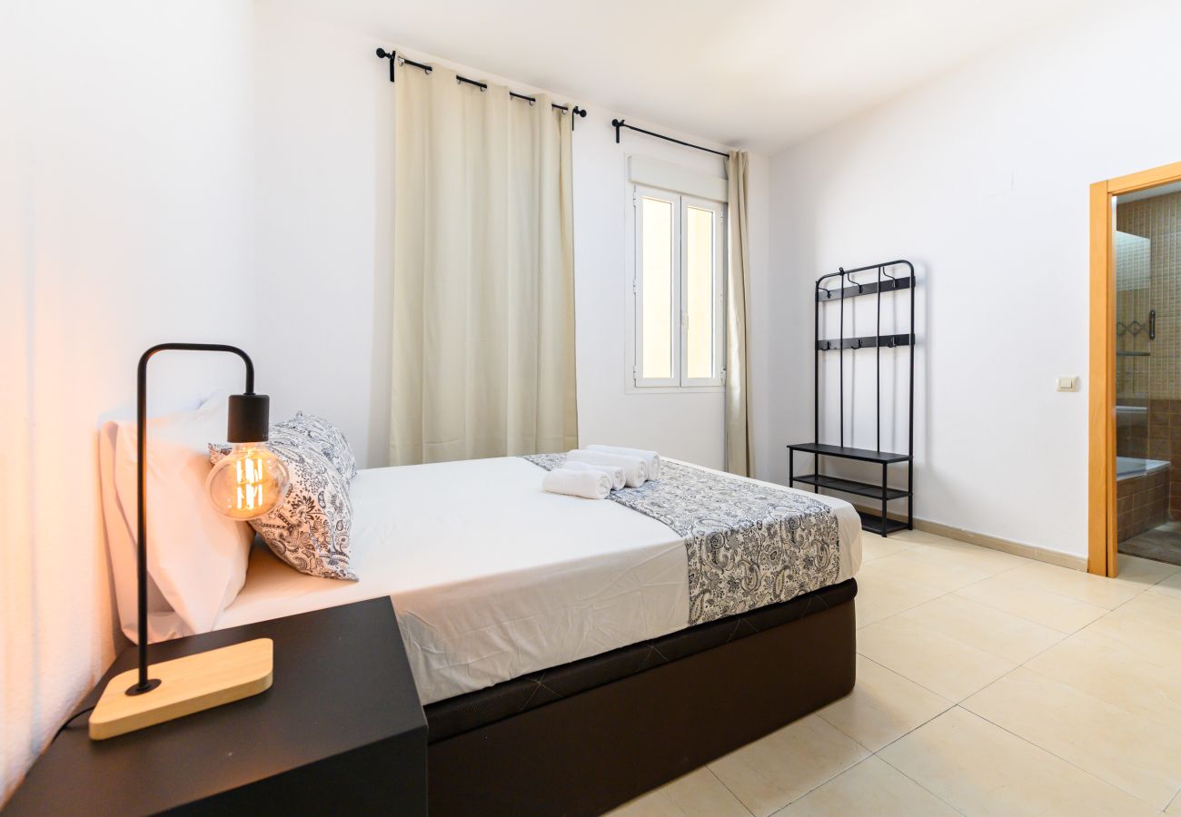 Appartement à Madrid - M (DIN132F) Piso de 2 dormitorios y 3 baños en el