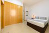 Appartement à Madrid - M (DIN132F) Piso de 2 dormitorios y 3 baños en el