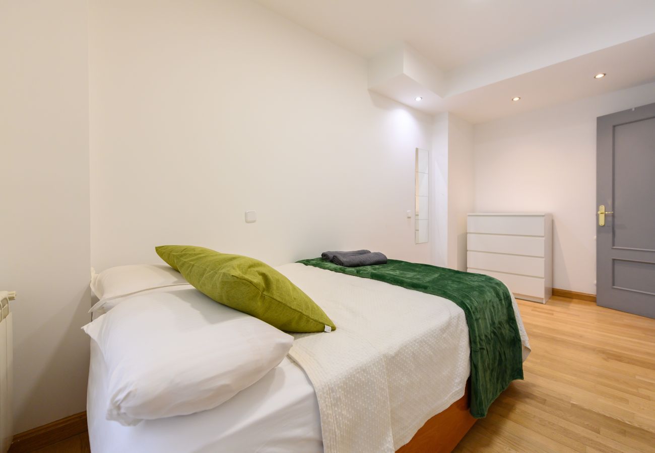 Appartement à Madrid - M (PRA100C) Piso 2 dormitorios y 2 baños en el cen