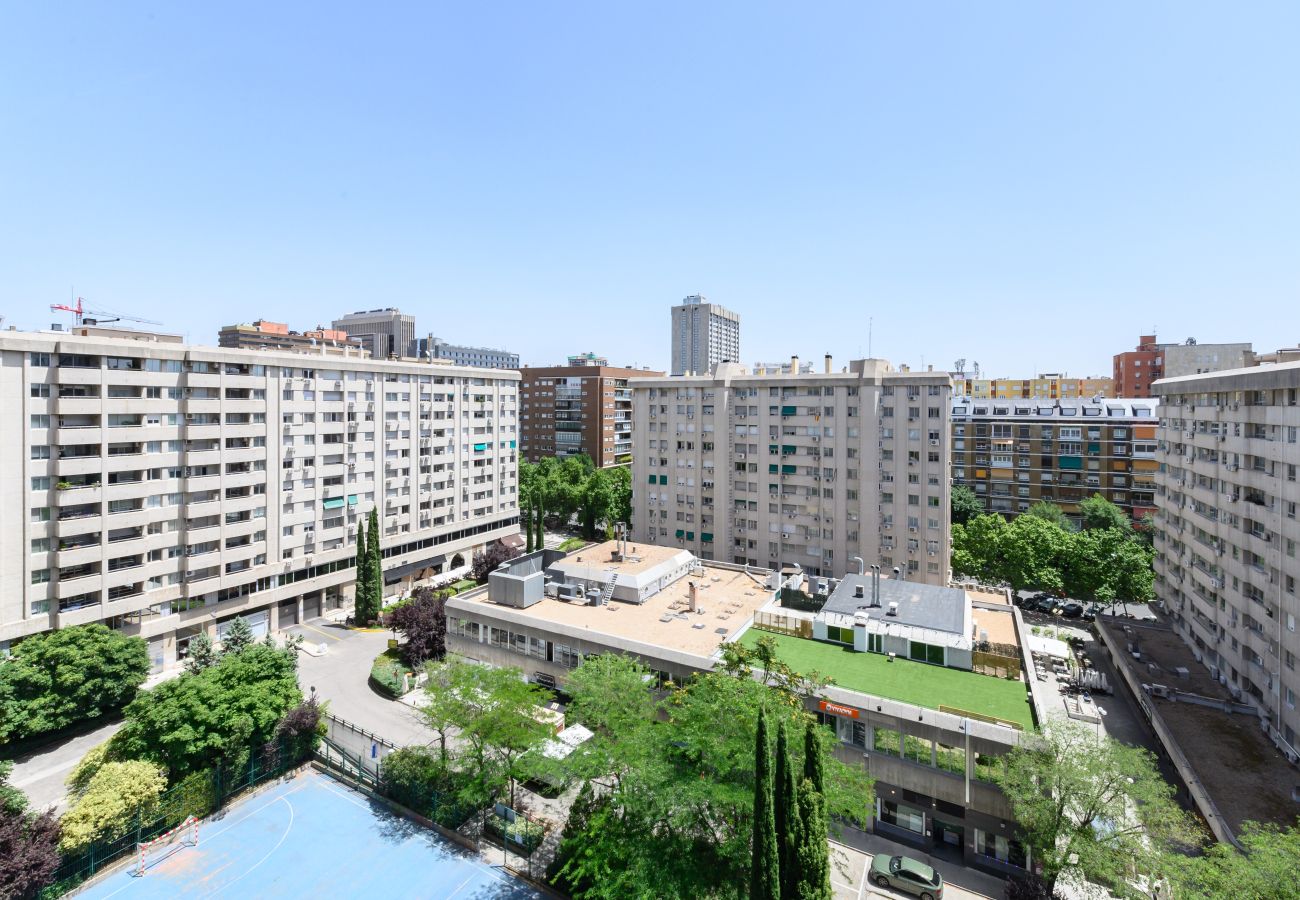 Appartement à Madrid - M (ABR1710C) Piso de 2 dormitorios, 2 baños cerca 