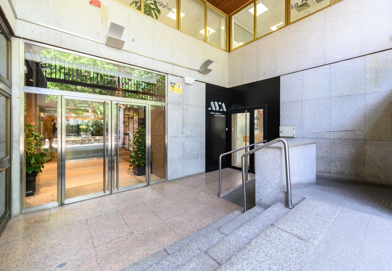 Appartement à Madrid - M (ABR1710C) Piso de Lujo 2 dormitorios y 2 baños