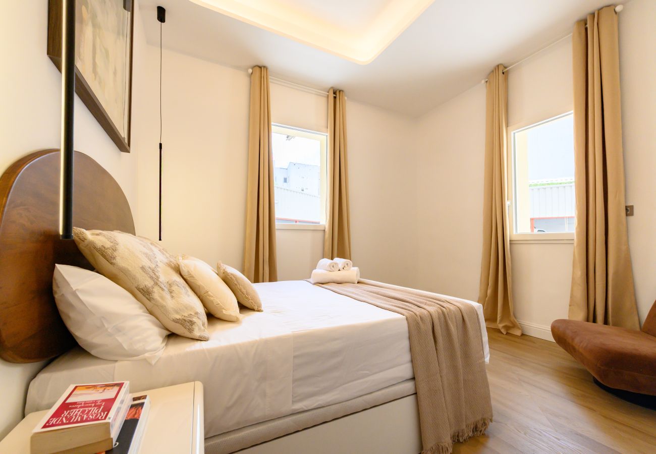 Appartement à Madrid - M (HER1080C) Piso de 2 dormitorios en el barrio d