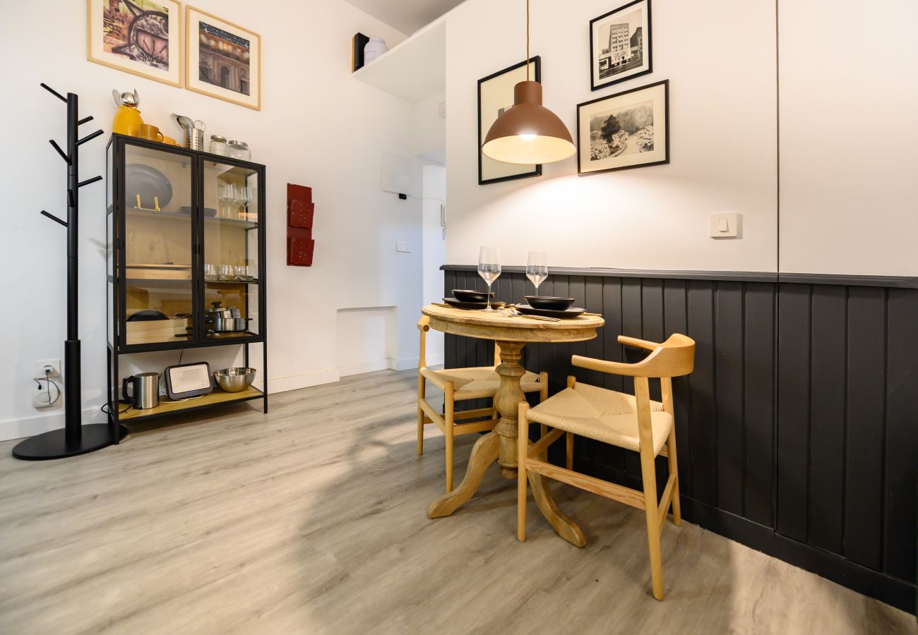 Studio à Madrid - M (MDV10D) Estudio en el Centro de Madrid
