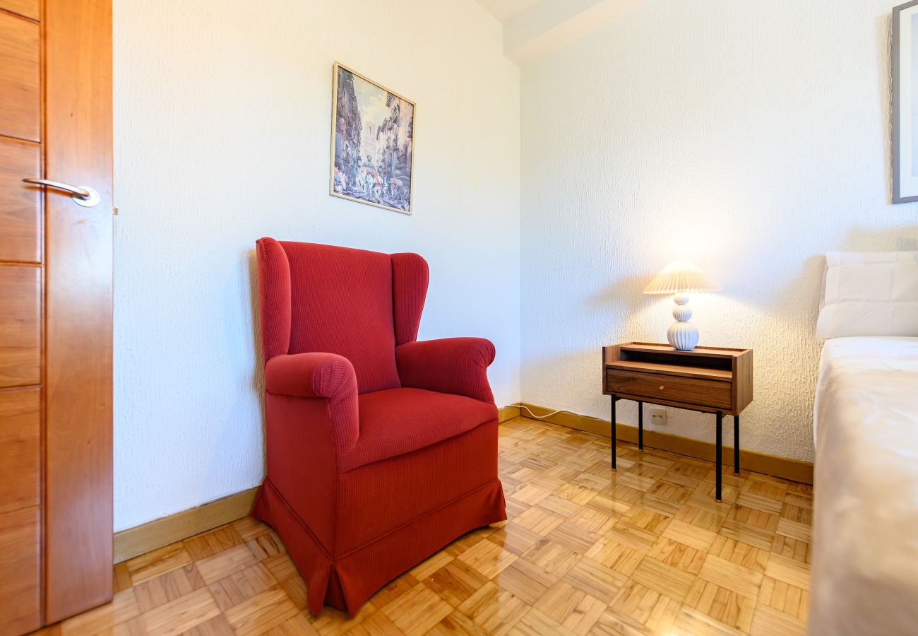 Appartement à Madrid - M (PIR312ºD) Piso 5 dormitorios, 2 baños en Moncl