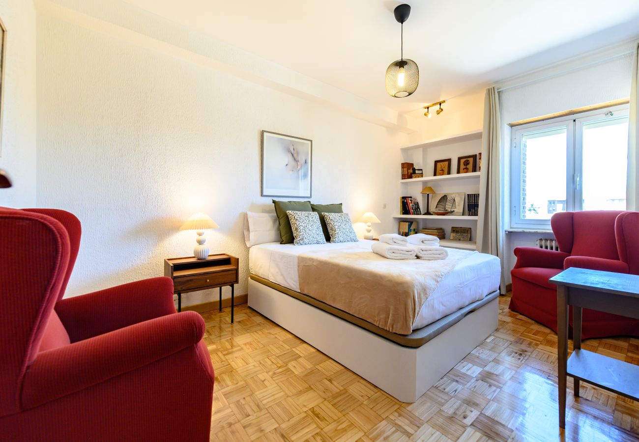 Appartement à Madrid - M (PIR312ºD) Piso 5 dormitorios, 2 baños en Moncl