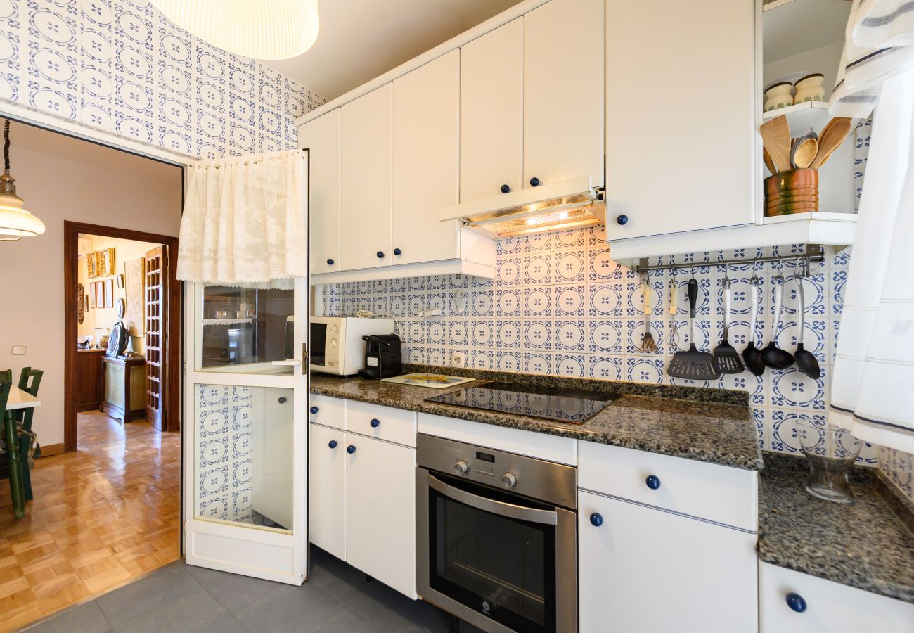 Appartement à Madrid - M (PIR312ºD) Piso 5 dormitorios, 2 baños en Moncl