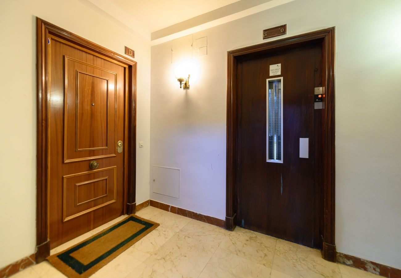 Appartement à Madrid - M (PIR312ºD) Piso 5 dormitorios, 2 baños en Moncl