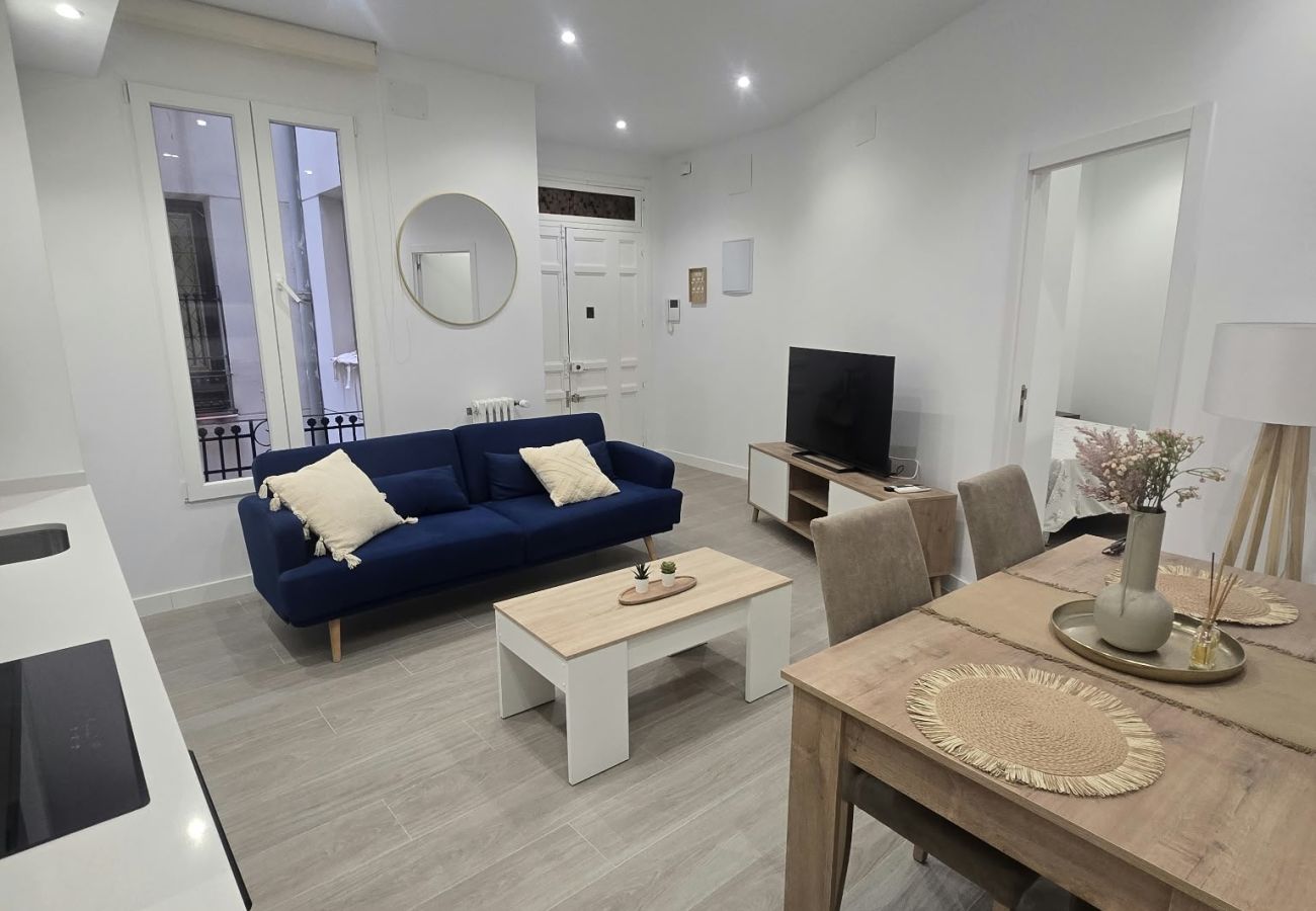 Appartement à Madrid - M (ALC124) Piso de 3 dormitorios en Goya