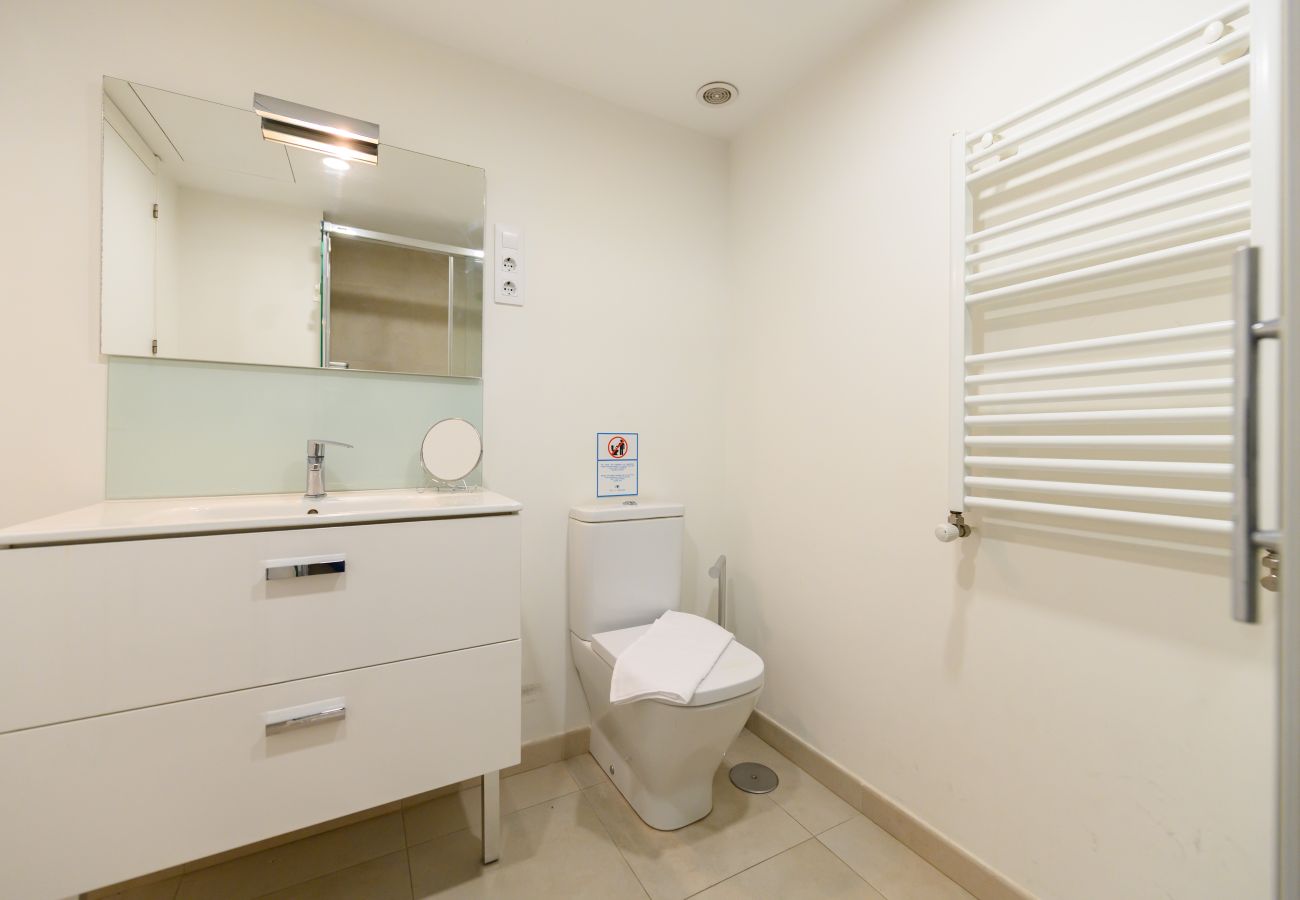 Appartement à Madrid - M (ASO941B) Piso 3 dormitorios y 2 baños en Ciudad