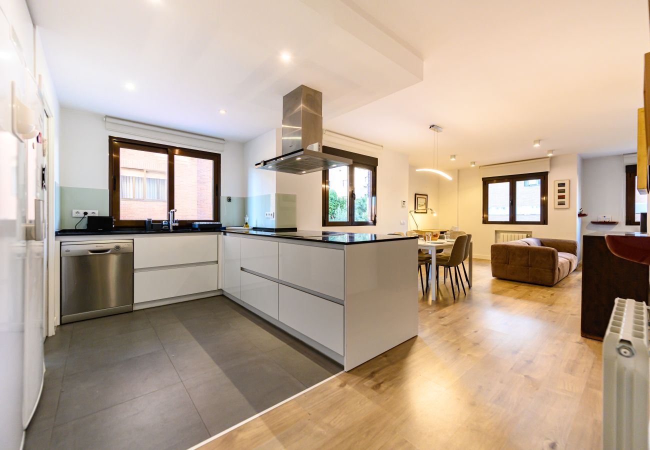 Appartement à Madrid - M (ASO941B) Piso 3 dormitorios y 2 baños en Ciudad