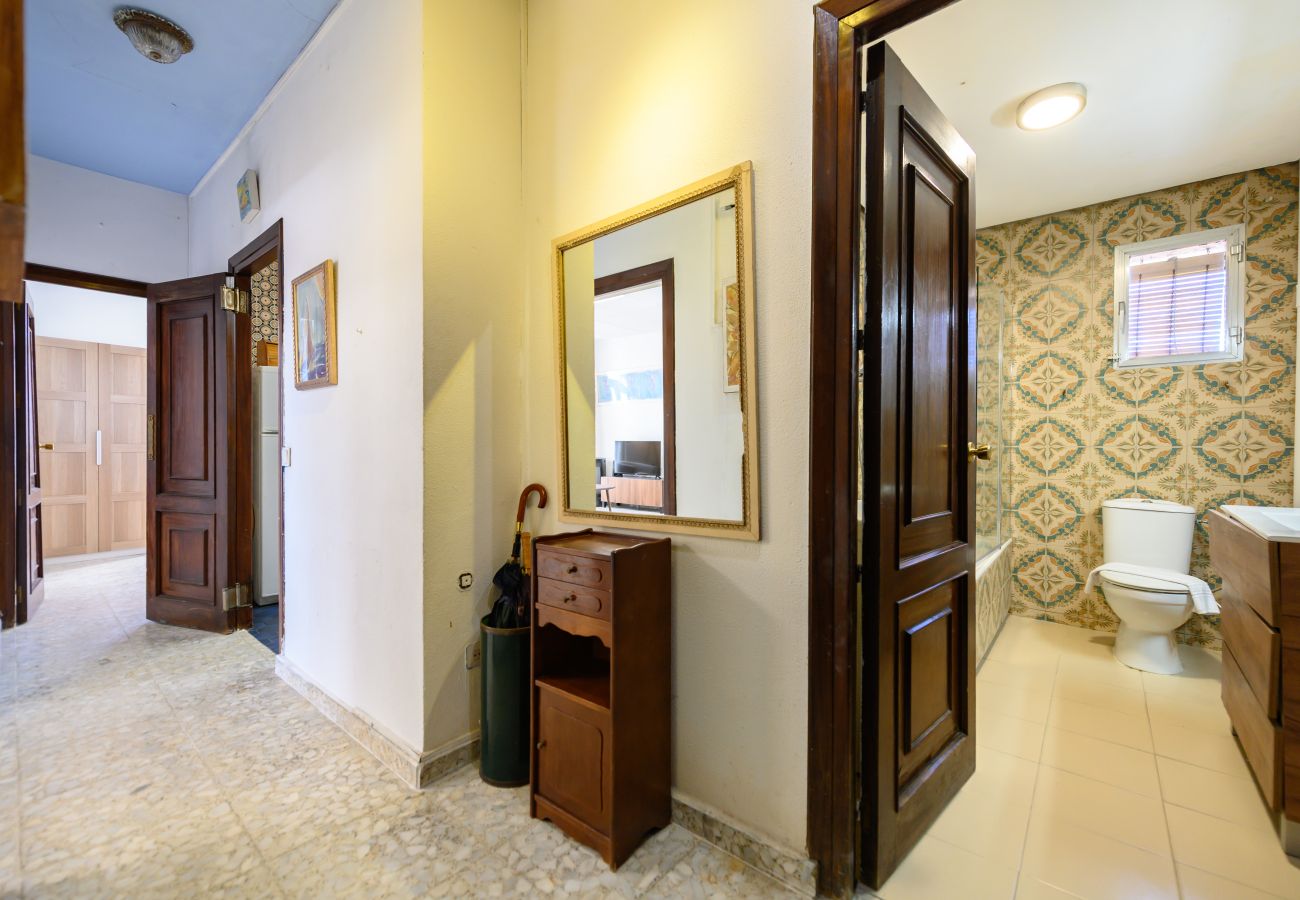 Appartement à Madrid - M (NSDV1012) Piso de 4 dormitorios en Fuencarral-E