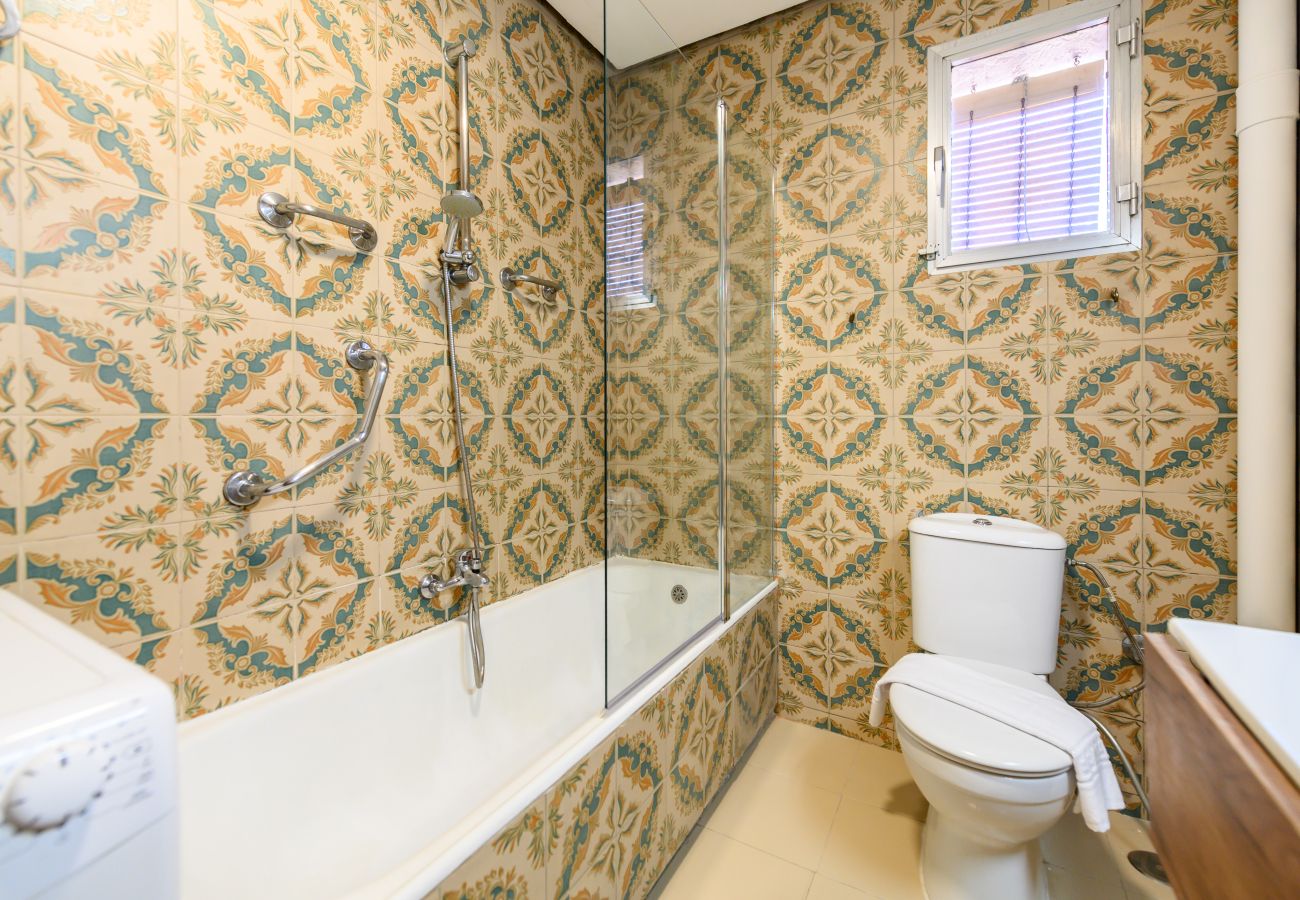 Appartement à Madrid - M (NSDV1012) Piso de 4 dormitorios en Fuencarral-E